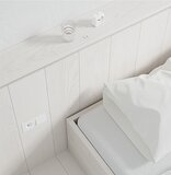 Detail vizualizace ložnice s bílou dřevěnou podlahou